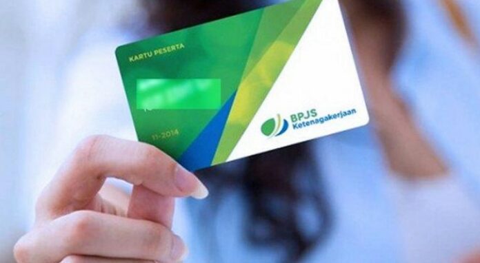 Para Pekerja Tolak Aturan JHT Cair Usia 56 Tahun Ternyata ini Alasannya