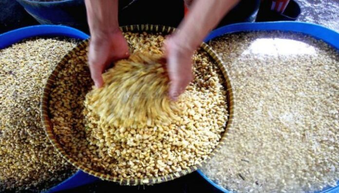 Harga Kedelai dan Minyak Naik, Perajin Tahu di Purbalingga Terpuruk