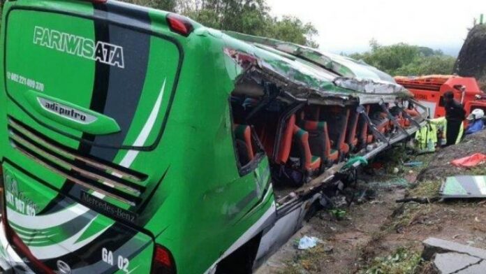 Kecelakaan Maut di Bantul, Bus Pariwisata Angkut 47 Penumpang, Sopir Tewas