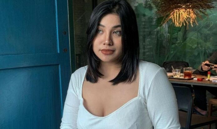 Dea Onlyfans Tidak Jadi Ditahan Meskipun Statusnya Tersangka, Polisi : Dea Ingin Selesaikan Kuliah