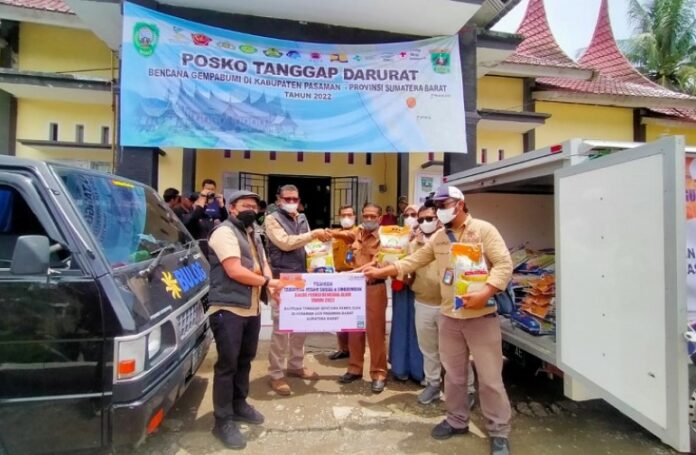 Beri Bantuan Gempa Sumatra Barat, BULOG Bergerak Cepat Salurkan Paket Sembako