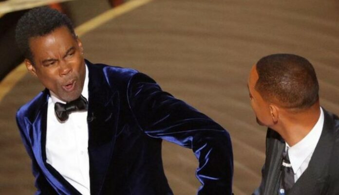 Plaakk! Will Smith Tampar Chris Rock, Auto Dihjuat Selebritas Hollywood di Momen Oscar 2022