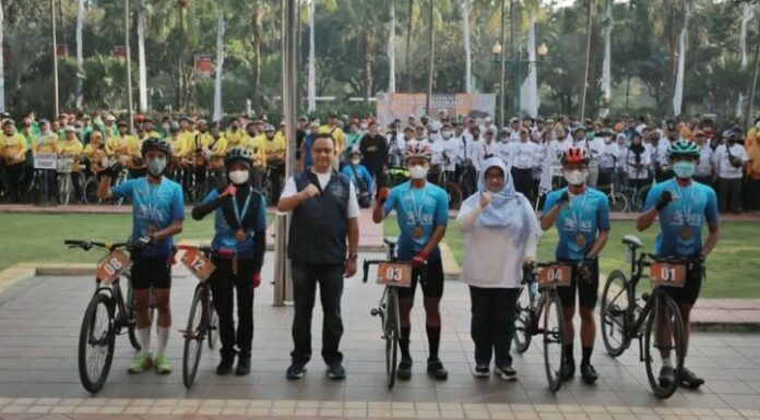 Sambut Hardiknas 2022, Anies Ingin Budaya Bersepeda ke Sekolah Bisa Dilakukan