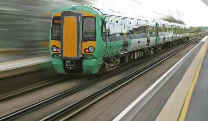 Poin Utama Kenapa Transportasi Kereta Api Dipilih Traveler, Simak Faktanya
