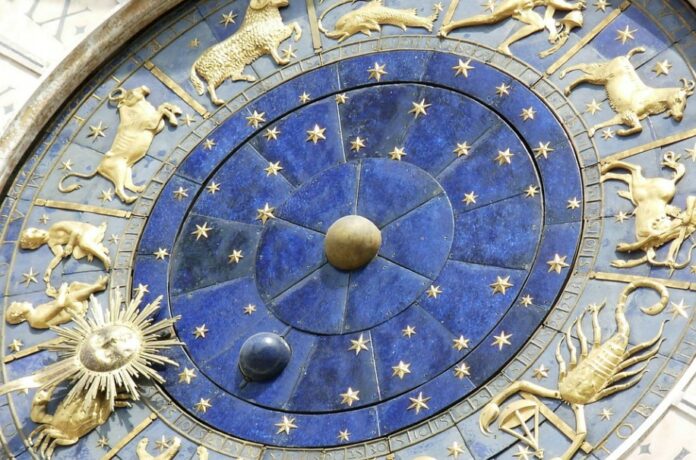 4 Zodiak Kerap Rasa Iri Dengan Suksesnya Orang Lain, yuk Simak Daftarnya