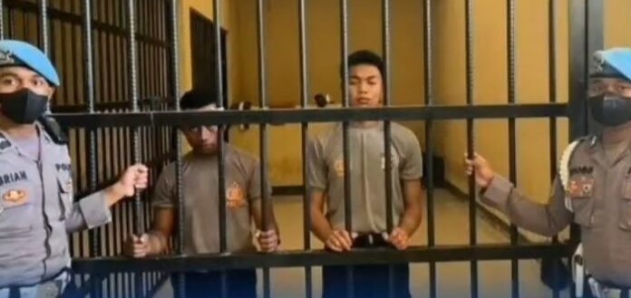 Hasil Sidang Etik: Dua Polisi yang Menjilat Kue HUT untuk TNI Resmi Dipecat