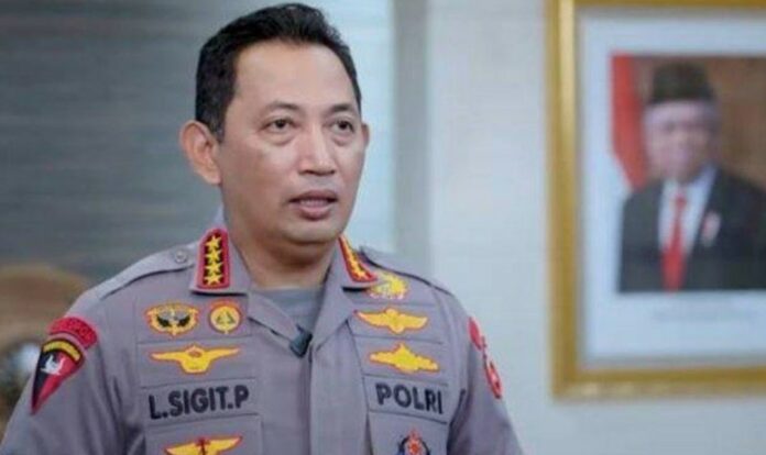 Kapolri Listyo Sigit Prabowo Menawarkan Masuk Polisi ke Anak Korban Rusuh Stadion Kanjuruhan, Malang