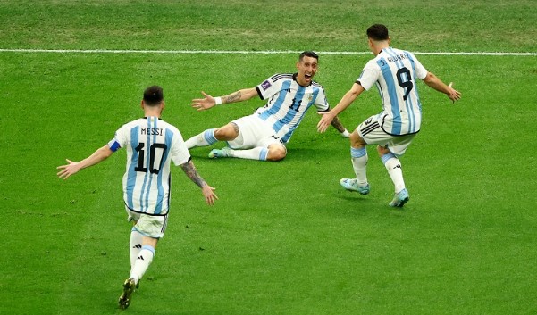 Di Maria Cetak Gol Lewat Serangan Balik Cepat Buat Argentina Unggul 2-0 ...