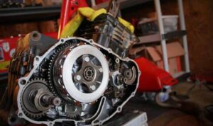 6 Penyebab Motor Turun Mesin, Cek dan Kenali Tanda Awalnya (Sumber Foto: Astra Motor)