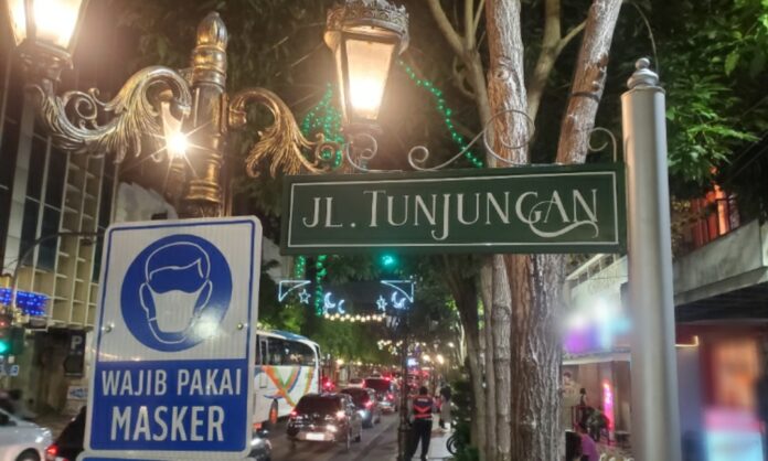 Jalan Tunjungan Surabaya