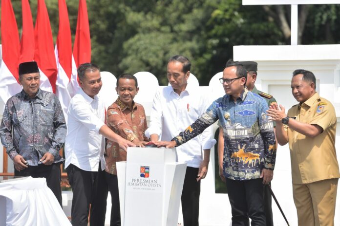 Presiden Jokowi Resmikan Jembatan Otista Bogor