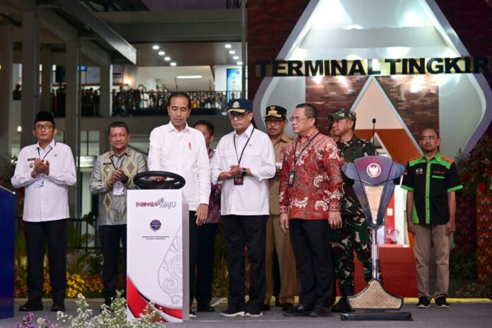 Presiden Jokowi meresmikan Terminal Tipe A Tingkir, Terminal Paya Ilang, dan Terminal Anak Air