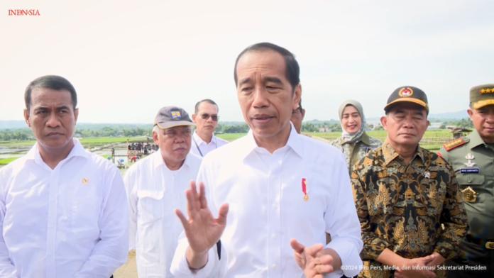 Pembelian pupuk tidak harus pakai kartu tani, bisa pakai KTP