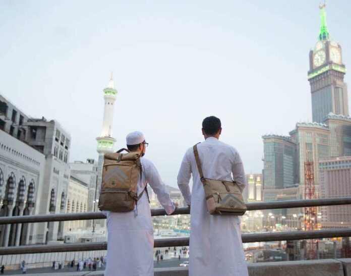 Umrah Mandiri dan Backpacker