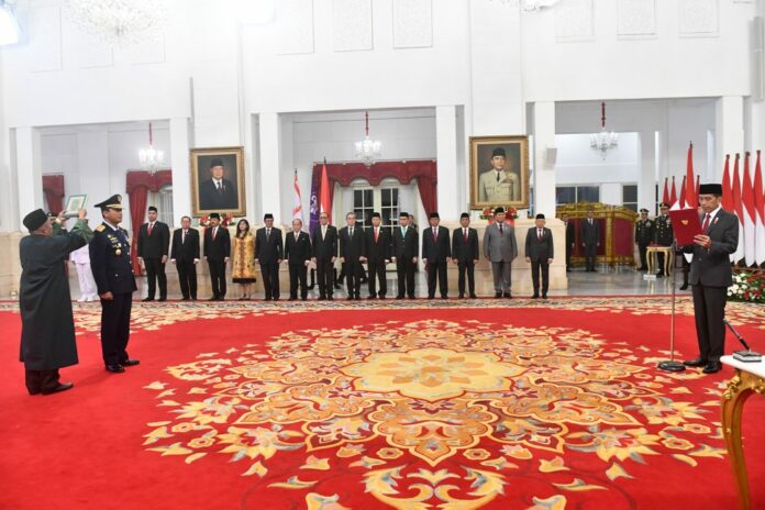 Jokowi Lantik Tonny Harjono Jadi KSAU